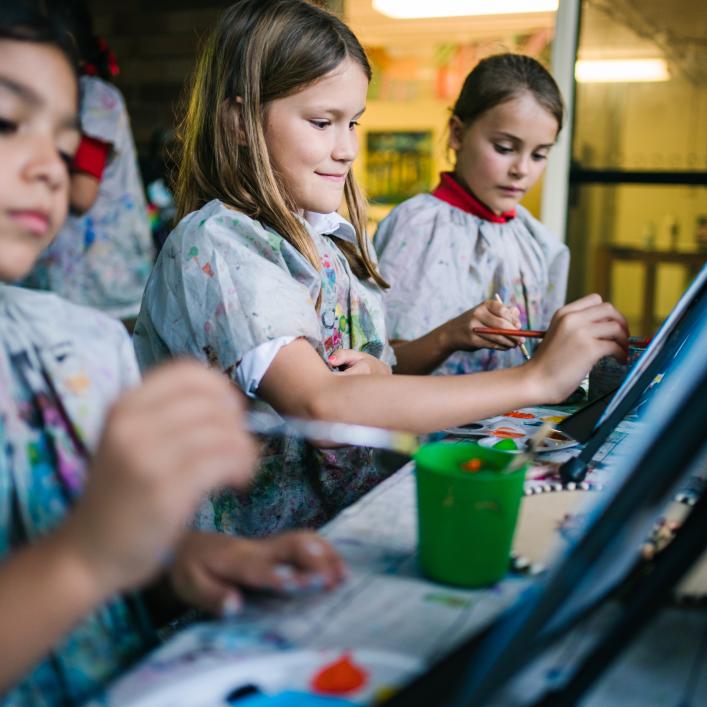 3 children painting